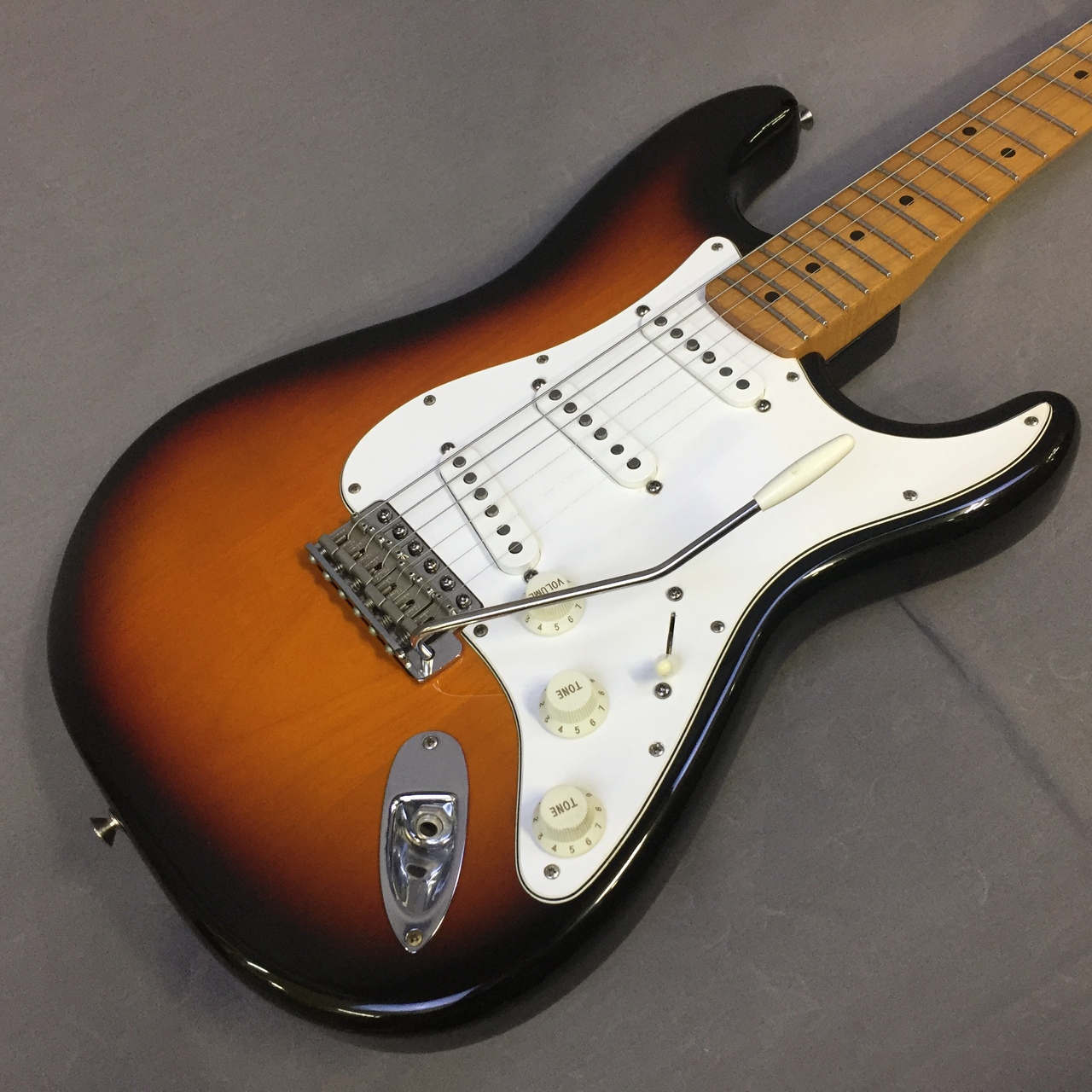 デジマートにて￥128,000で販売中！