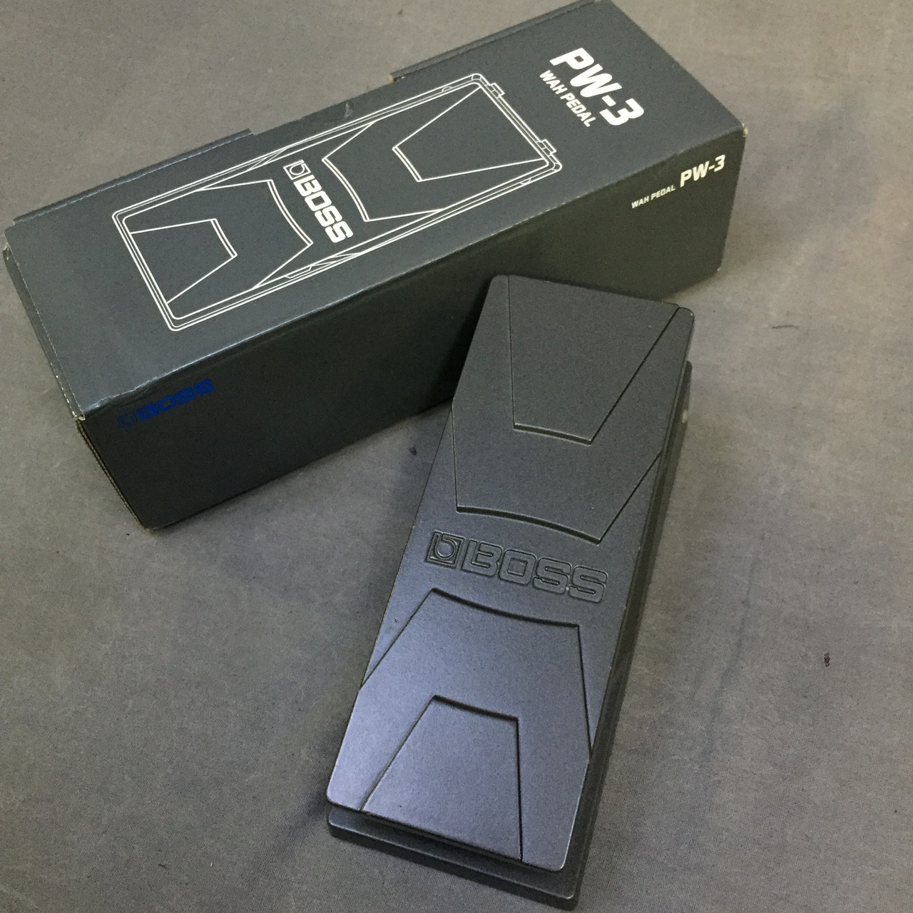 BOSS PW-3 ワウペダル　箱付き BOSS PW-3 (Wah Pedal) ワウペダル ボス 【 イオンモール長久手店