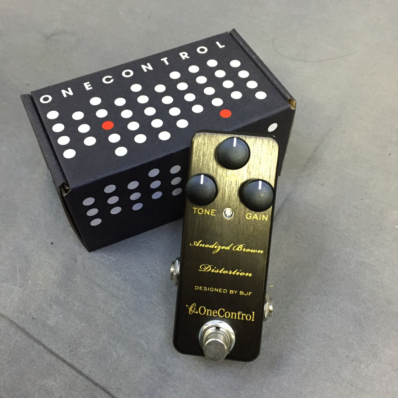ギター ONE CONTROL ANODIZED BROWN DISTORTION 4K One Control ANODIZED BROWN DISTORTION 4K – OneControl