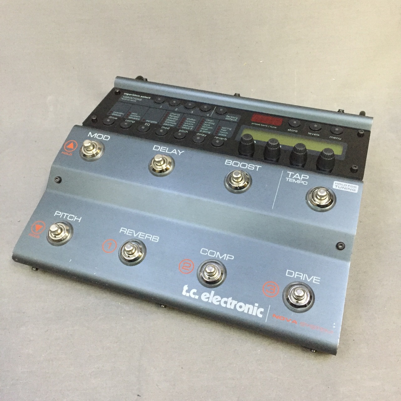 TC NOVA SYSTEM【動作確認済み】フットスイッチ付き　アナログ回路 保障できる TC NOVA SYSTEM【動作確認済み】フットスイッチ付き