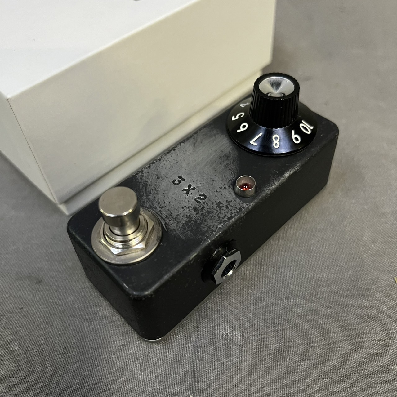 Zahnrad 3×2 ギターエフェクター（箱付き） Zahnrad 3X2 ギターエフェクター