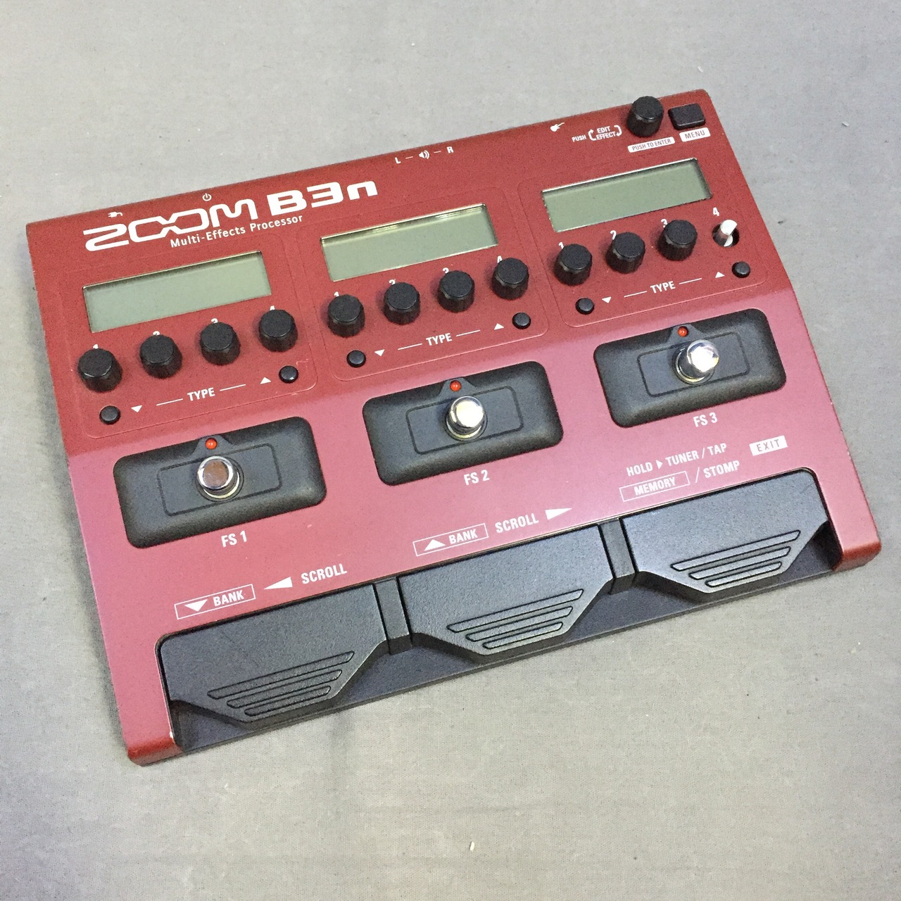 ZOOM B3n ベース用マルチエフェクター 買取りました。デジマートにて  