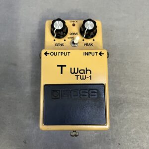 BOSS TW T Wah 日本製ACA仕様 年代製 銀ネジ 買取りました