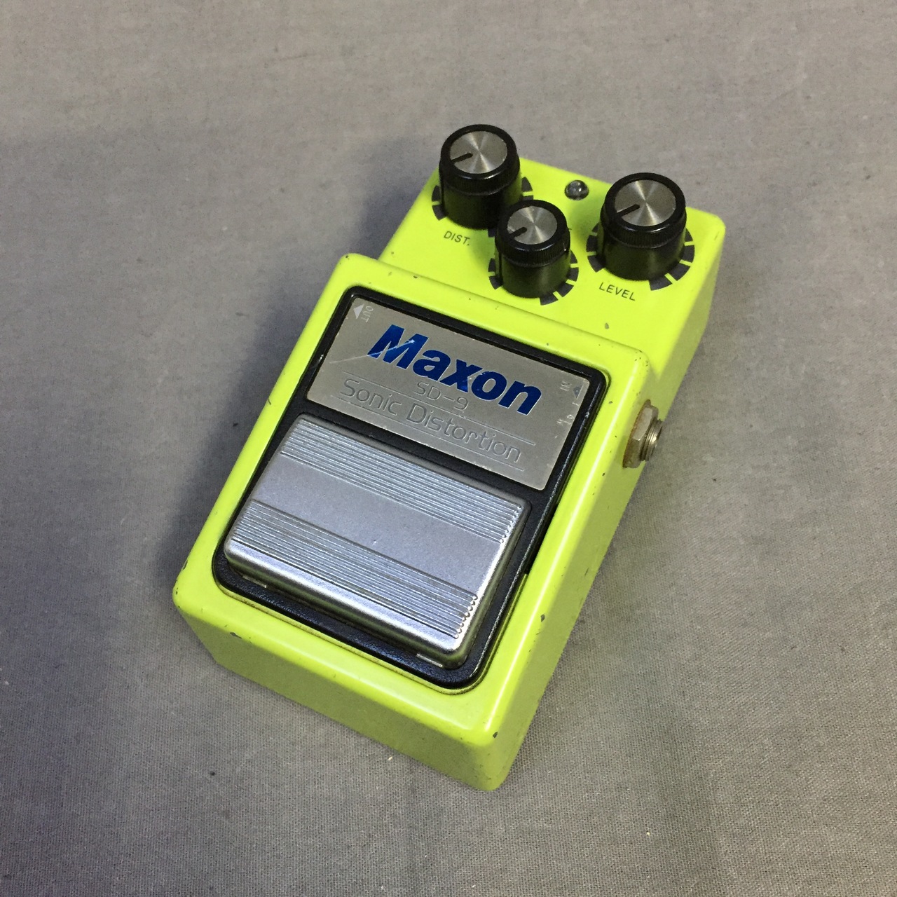 Maxon SD-9 Sonic Distortion 白ラベル デジマートにて￥24,800で 