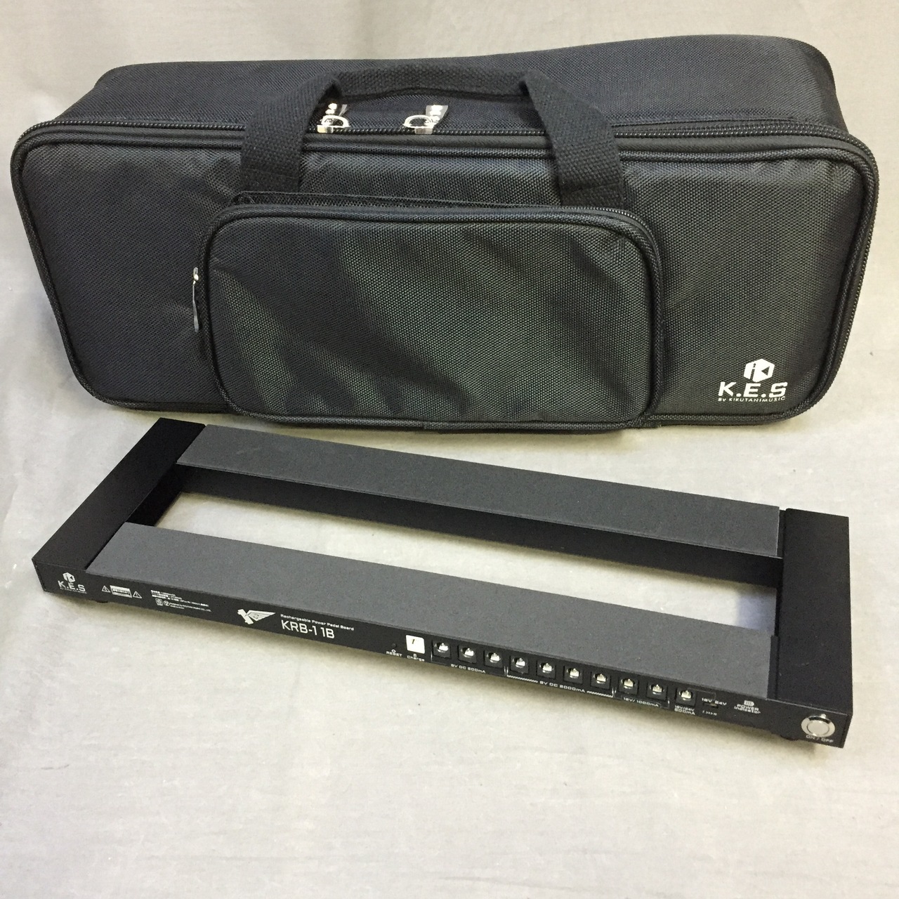 K.E.S KRB-11B 充電式パワーサプライ　エフェクターボード K.E.S KRB-11B - 電源無しでもOK！充電式パワーサプライ内蔵