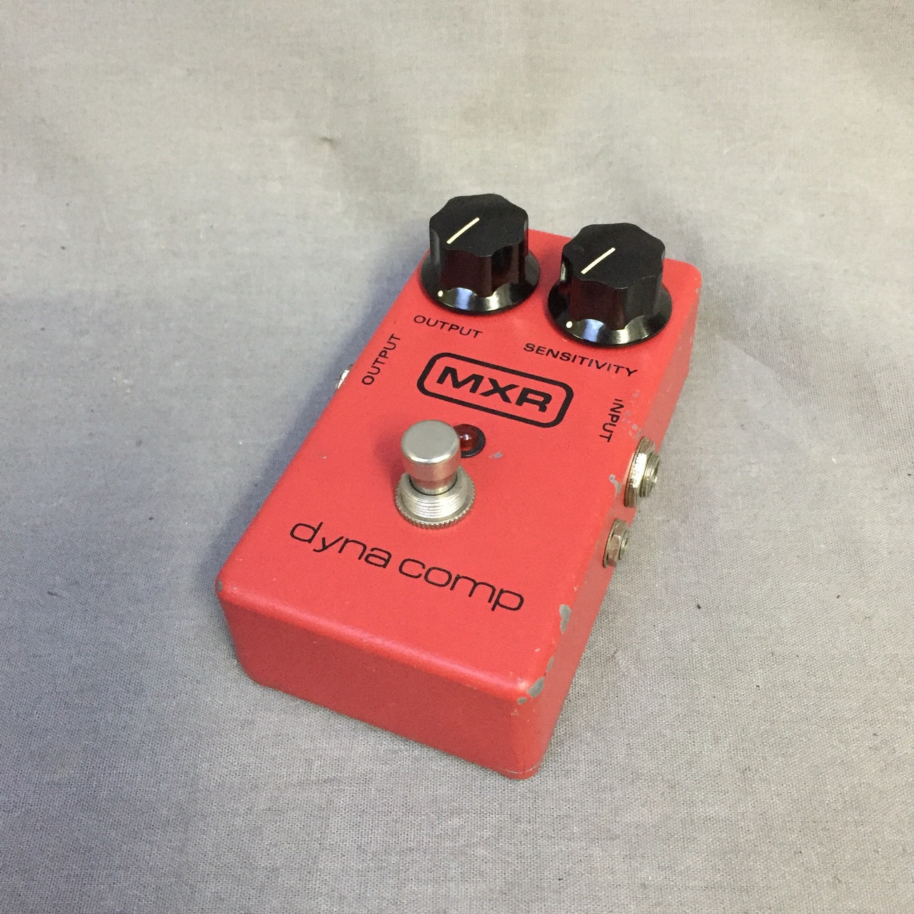 チ*チ様 MXR dyna comp 1988年製 MXR Dynacomp 1988年製 買取りました。デジマートにて￥19,800で販売中