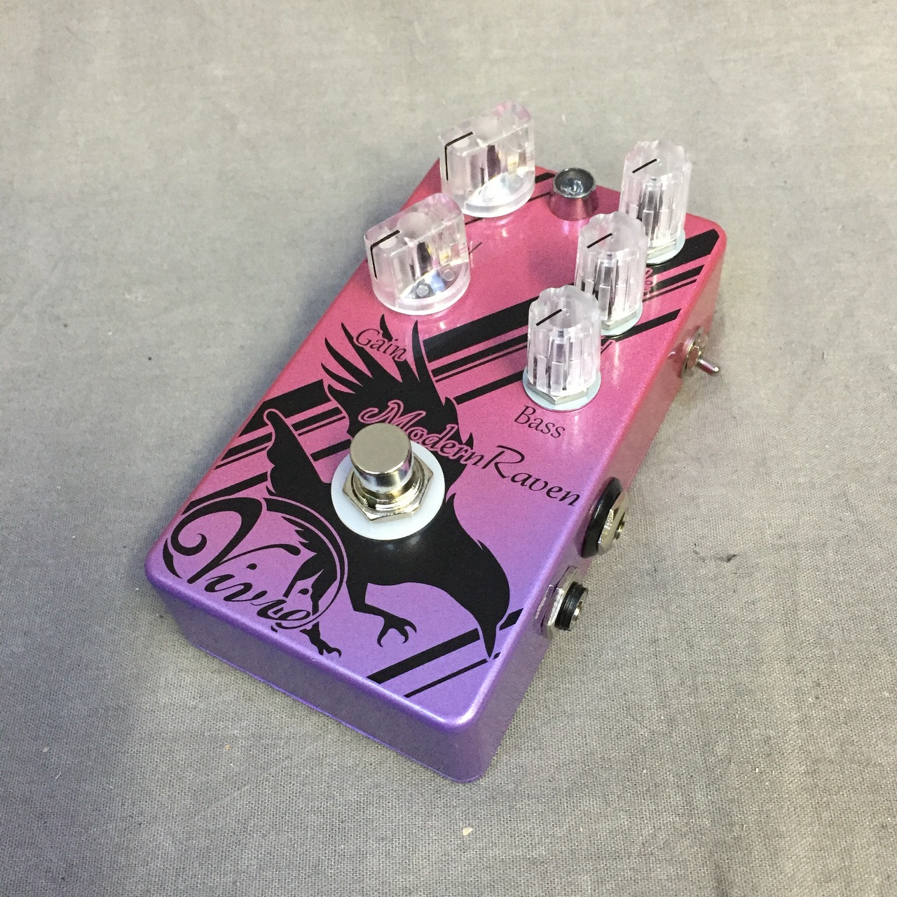 Vivie ModernRaven買取りました。デジマートにて￥16,500で販売中