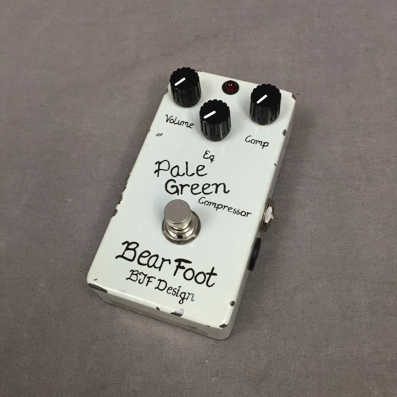 ギター BearFoot Pale Green Compressor 新製品情報】あのナチュラル極上コンプにさらなるコントロールを