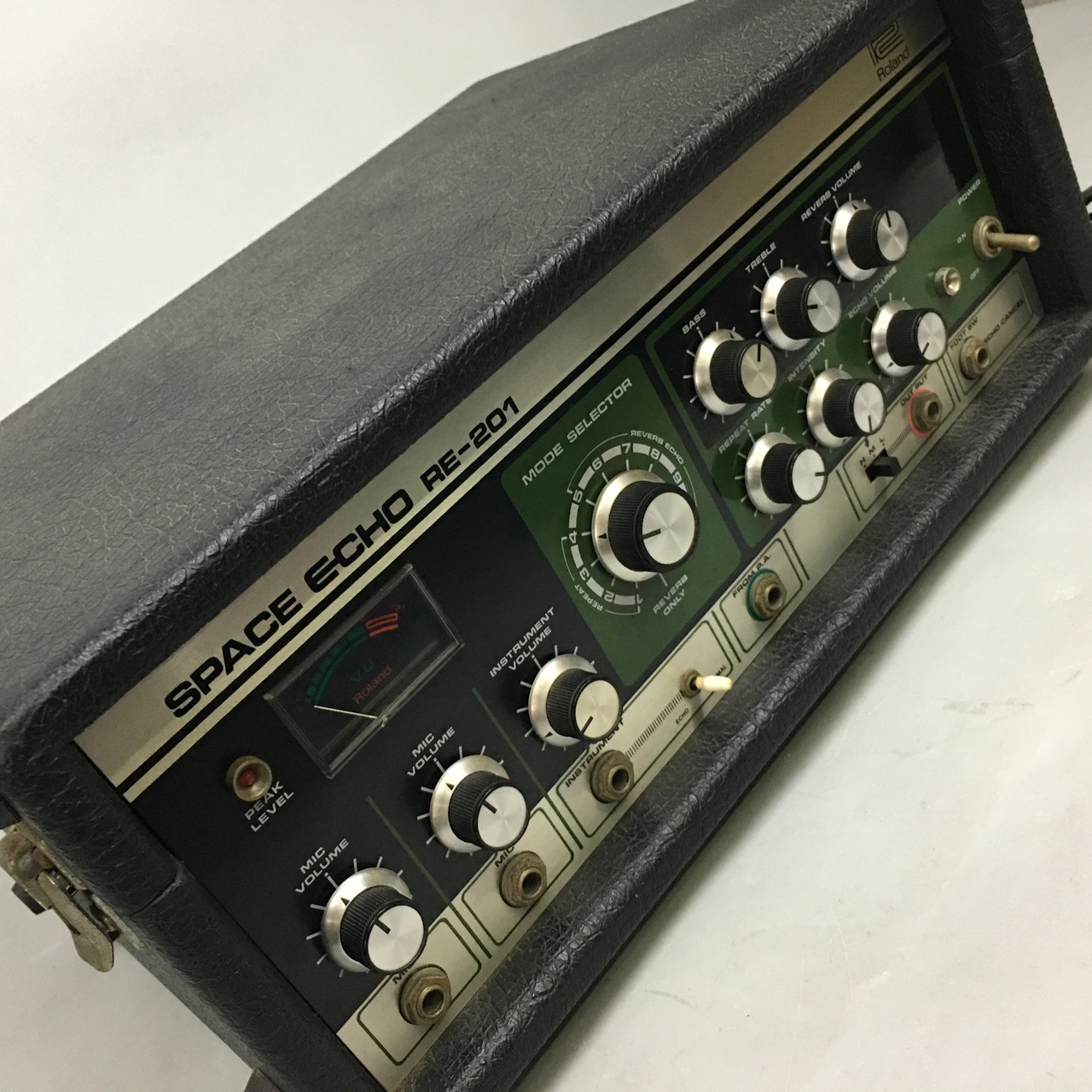 Roland RE-201 Space Echo 買取りました。デジマートにて