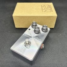 Y.O.S.ギター工房 SMOGGY OVERDRIVE 買取りました。デジマートにて￥97,000で販売中！