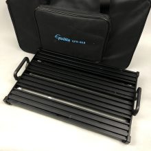 マジックテープは、もういらない。大切名ペダルを傷つけずくみ上げる、進化系ペダルボード。 Guitto GPB－０２B キャリングバッグ付き 買い取らせていただきました。