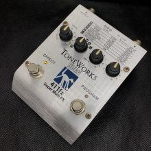 直感で回す、瞬時に化ける。コンパクト感覚で操るレトロ・マルチ。KORG TONEWORKS 411FX Super Multi買い取らせていただきました。